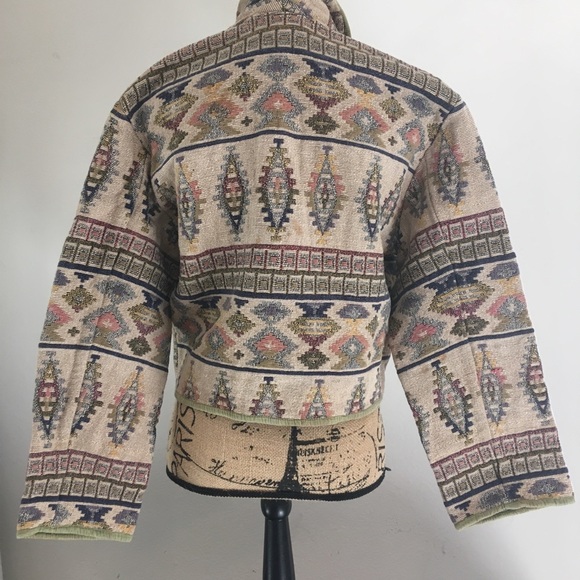 SOLD Casual Corner blazer. - Picture 5 of 5